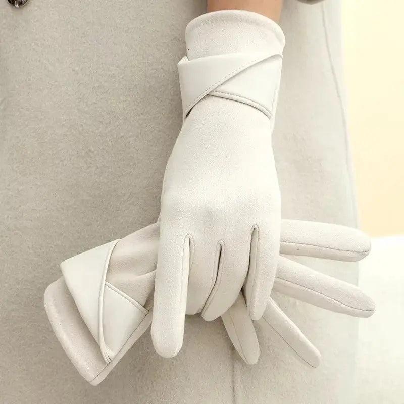 Isabella warm winter gloves in neutral velvet with fleece lining and touchscreen-compatible fingertips