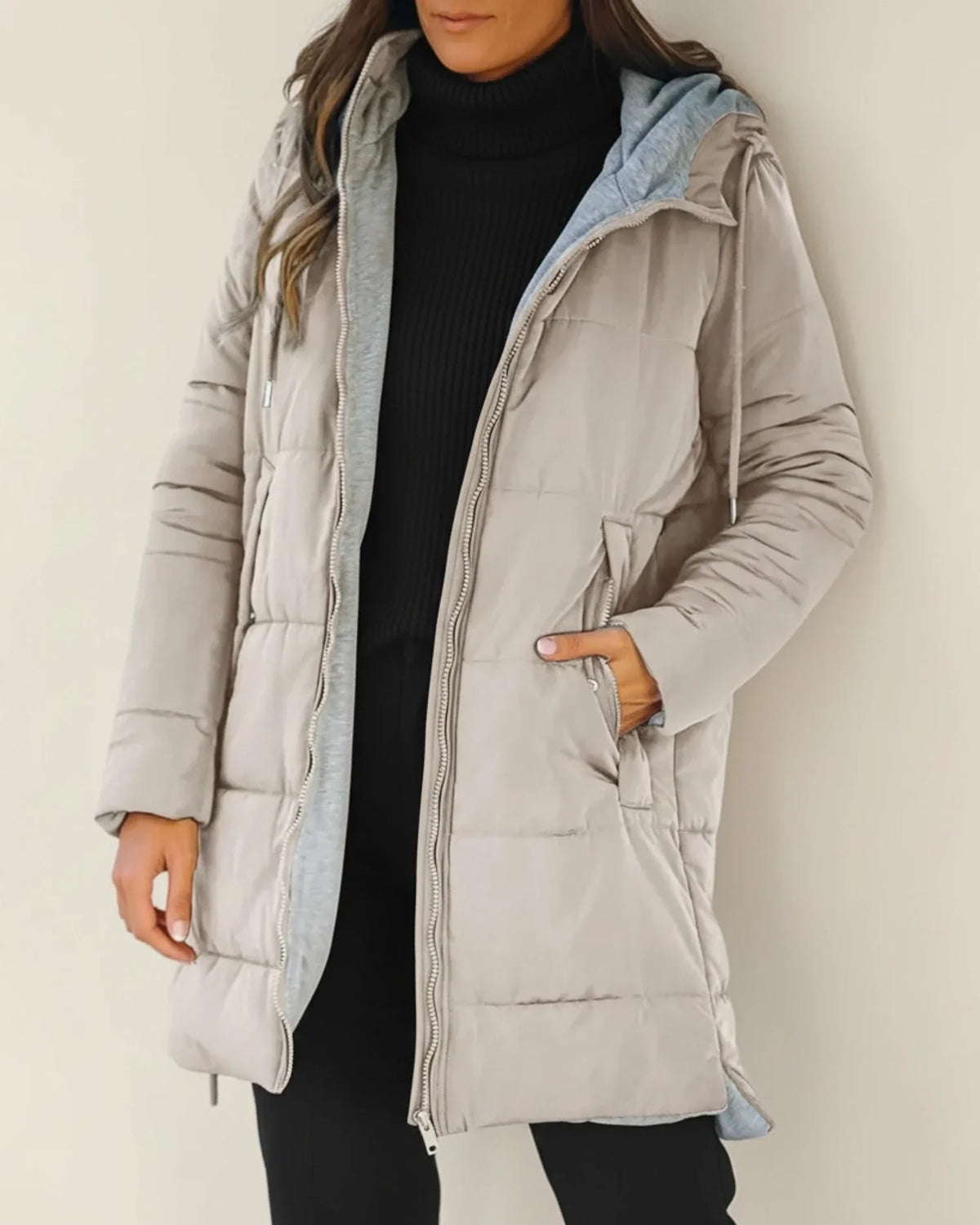 Women's mid-length quilted puffer jacket with hood, zip-up winter coat for city and weekend wear