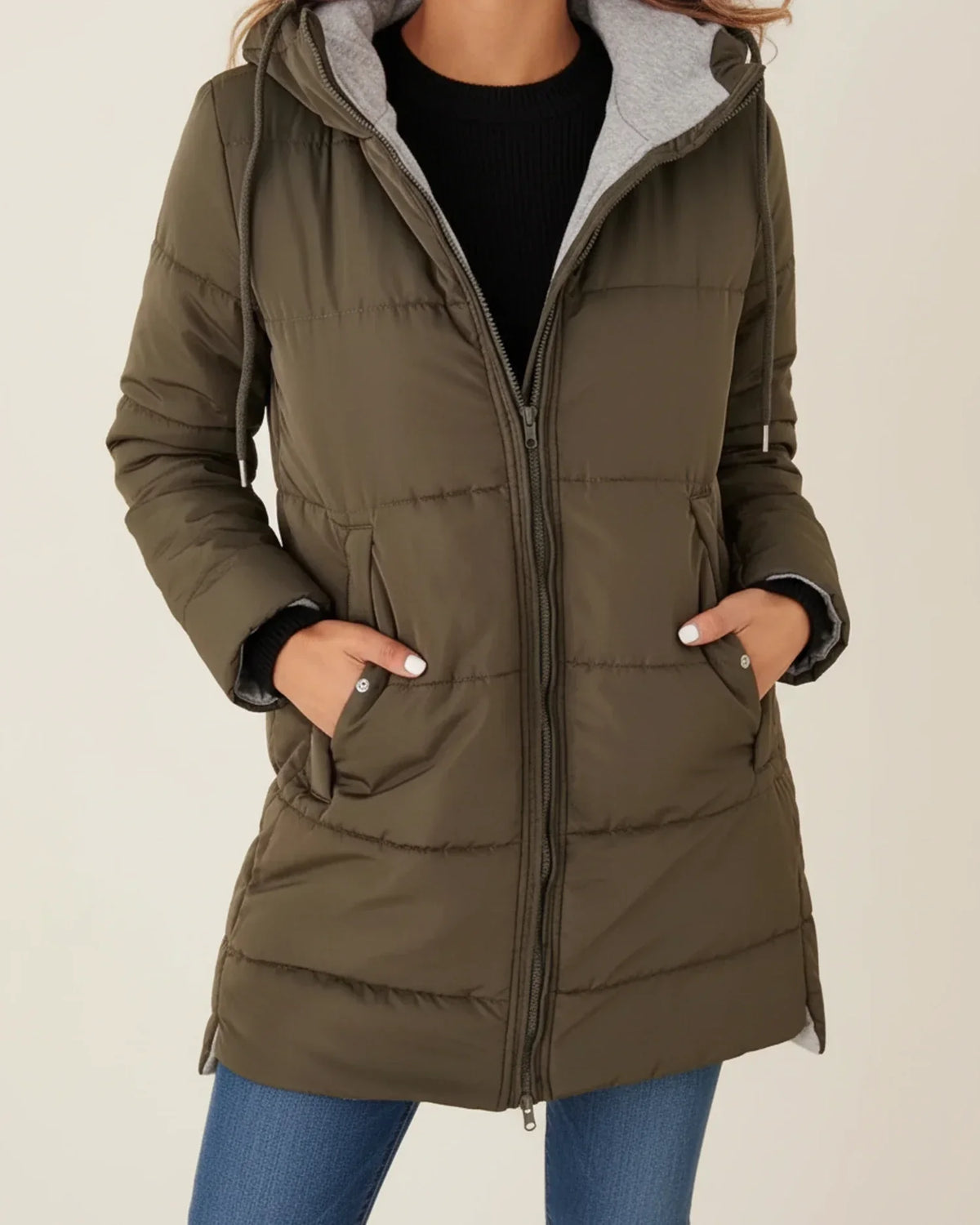 Women's mid-length quilted puffer jacket with hood, zip-up winter coat for city and weekend wear